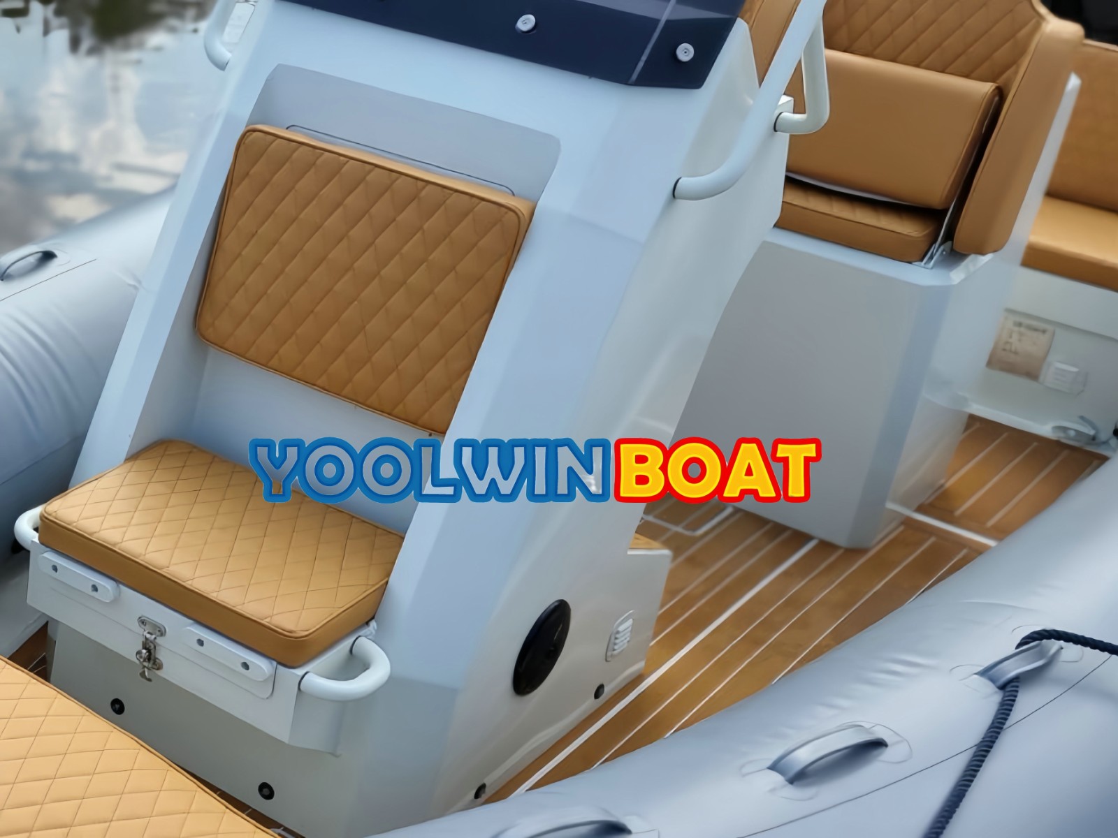 580 rib boat console