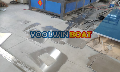 aluminum hull material cutting